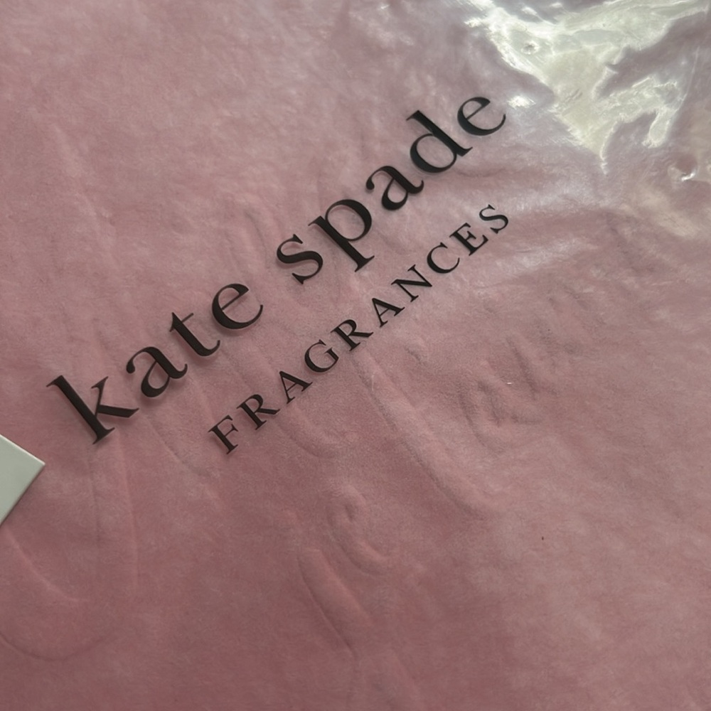 Pink Cherie Je T'aime Pouch - Picture 3 of 3